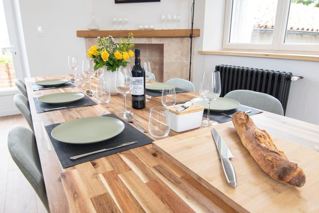 Treize Maison 3 Bed House In Centre Of Saint Severin Exterior foto